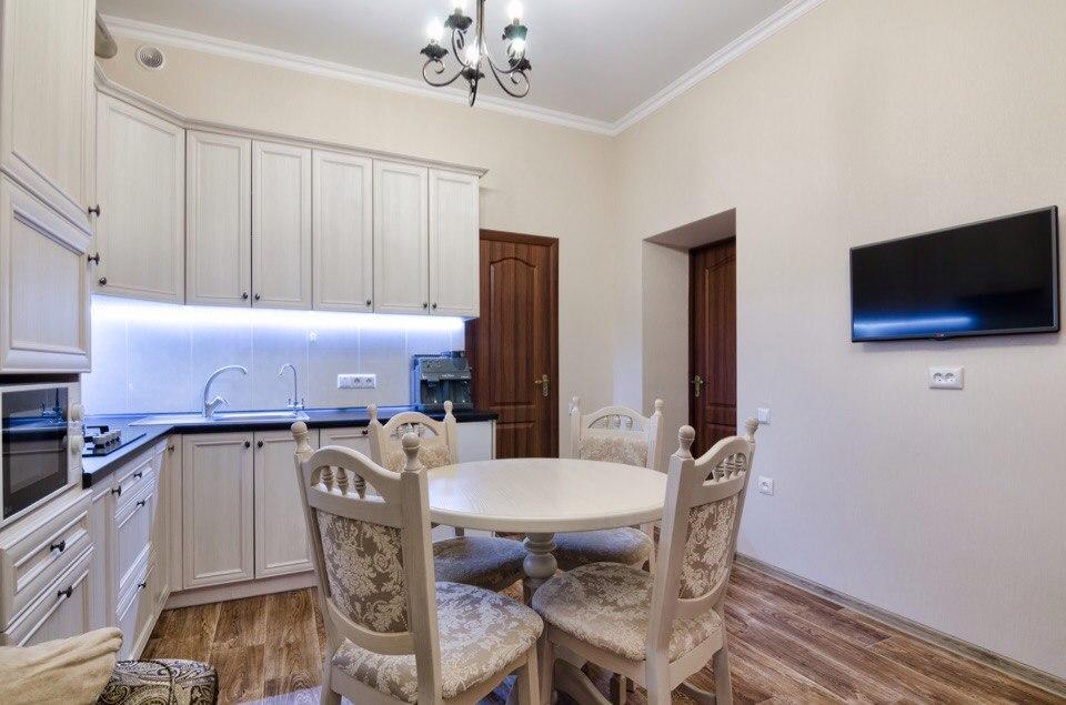 Balabana Apartment Lviv Exteriör bild